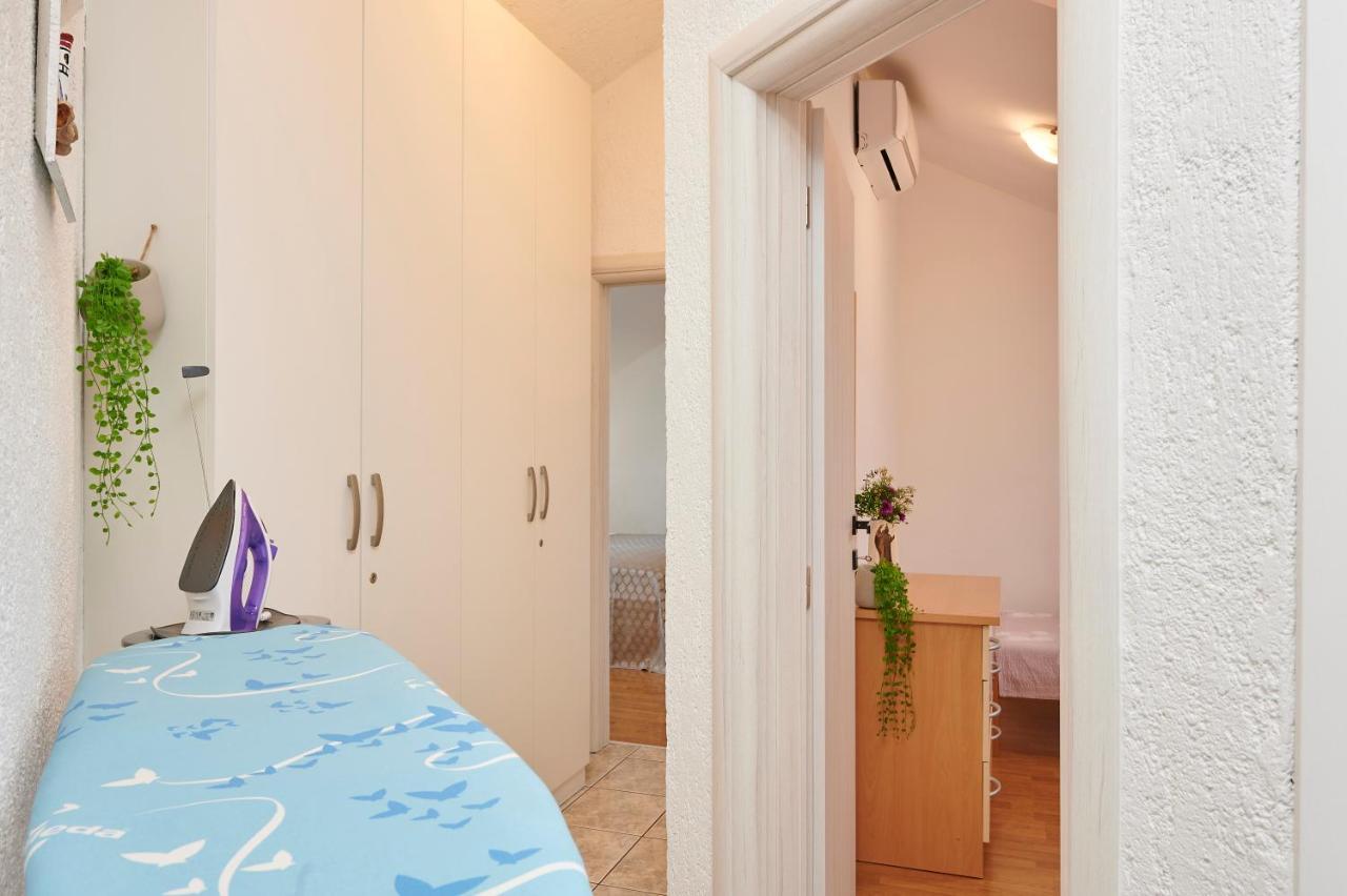 Apartment Ana-Marija Trogir Exterior photo