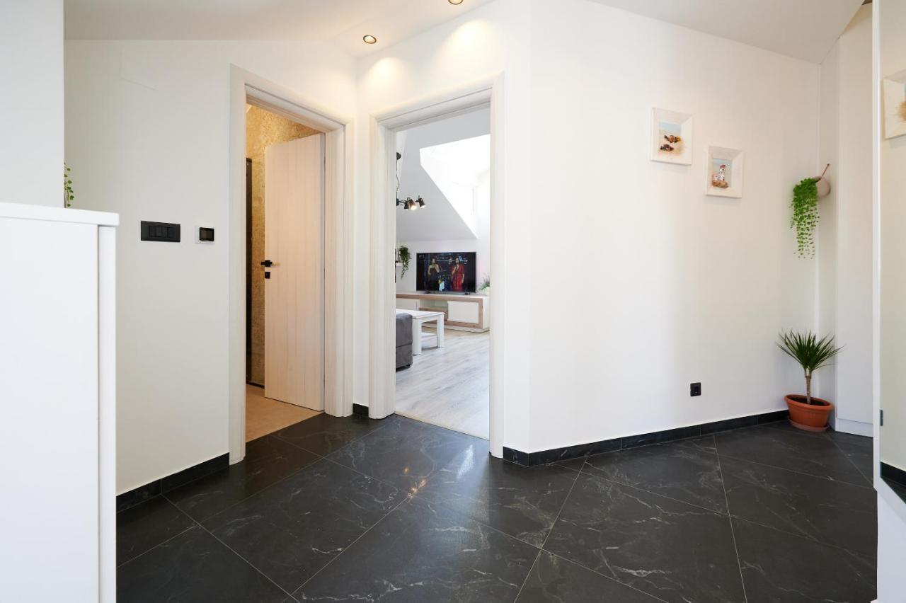 Apartment Ana-Marija Trogir Exterior photo
